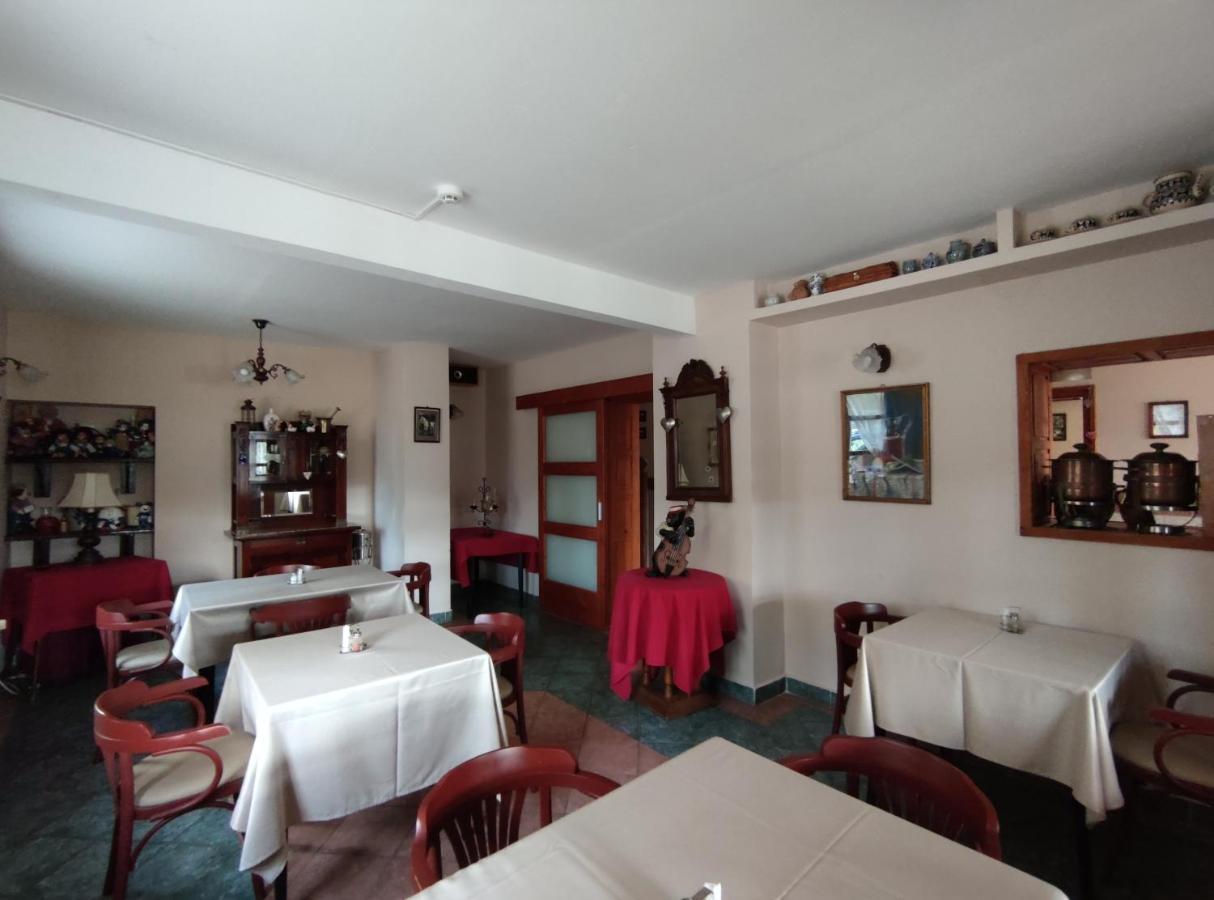 Fortuna Hotel Μίσκολτς Εξωτερικό φωτογραφία
